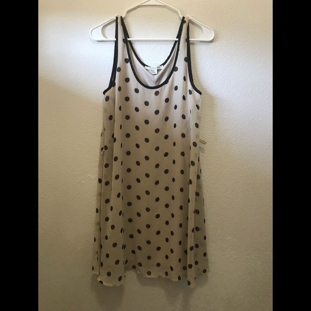 Forever 21 tan sleeveless dress with black dots